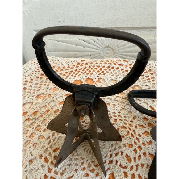 Antique 1800's lot of Two Bell Shaped Food Choppers Cast iron Primitive - Picture 6 of 11